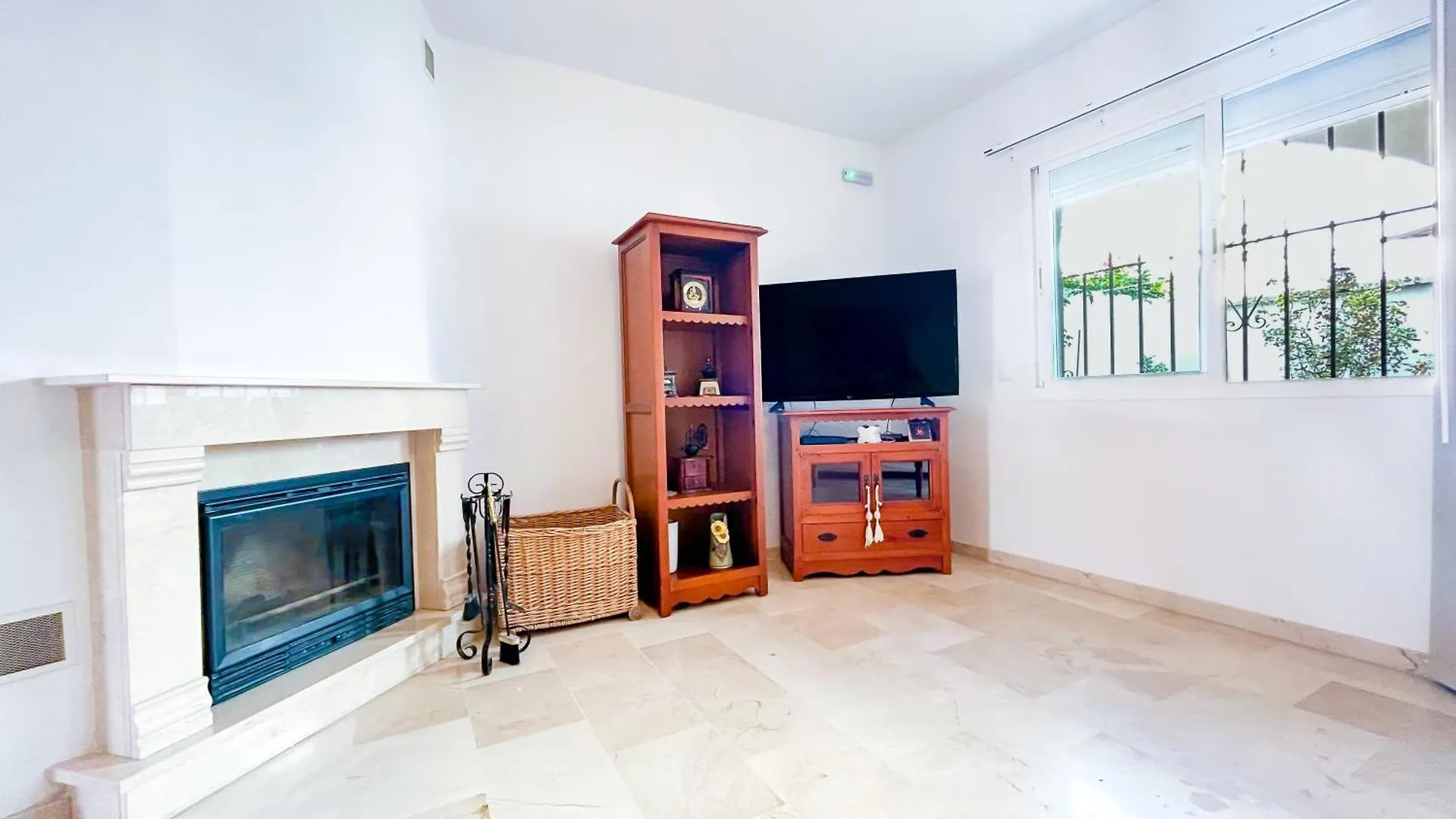 Townhouse With Arabic Pool And Close To The Beach In Estepona 0*,