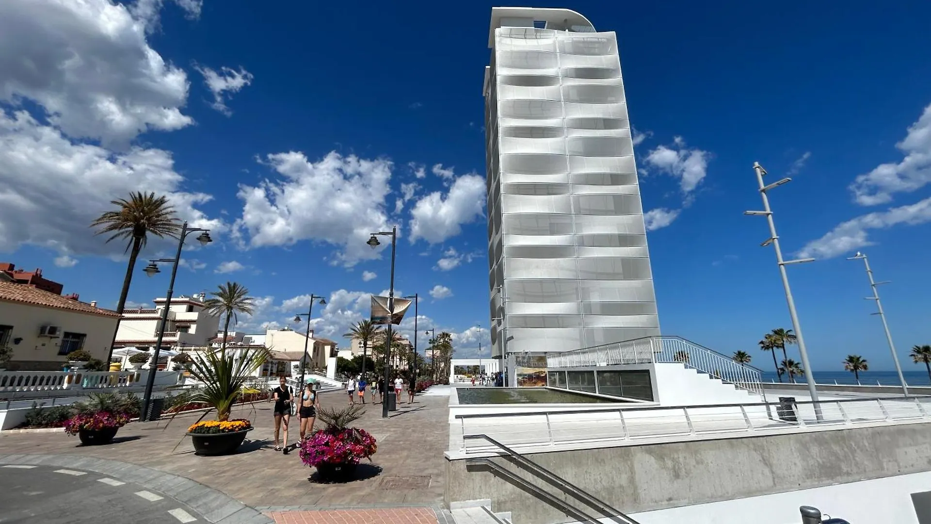 Townhouse With Arabic Pool And Close To The Beach In Estepona Holiday home