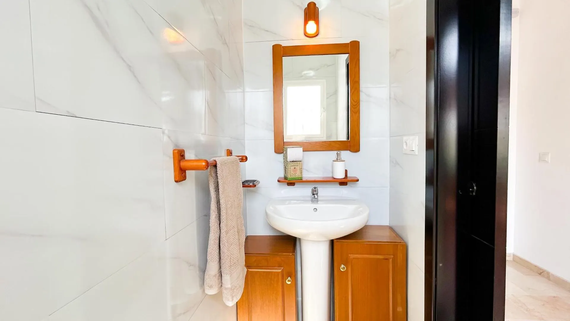 Townhouse With Arabic Pool And Close To The Beach In Estepona Spain