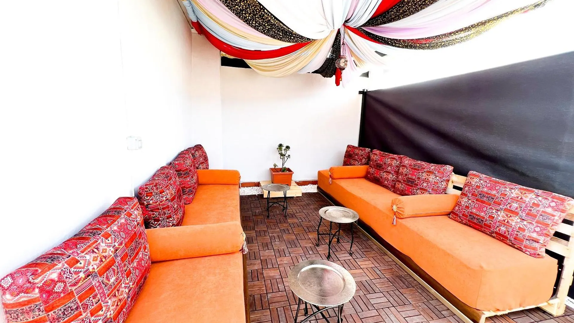 Holiday home Townhouse With Arabic Pool And Close To The Beach In Estepona