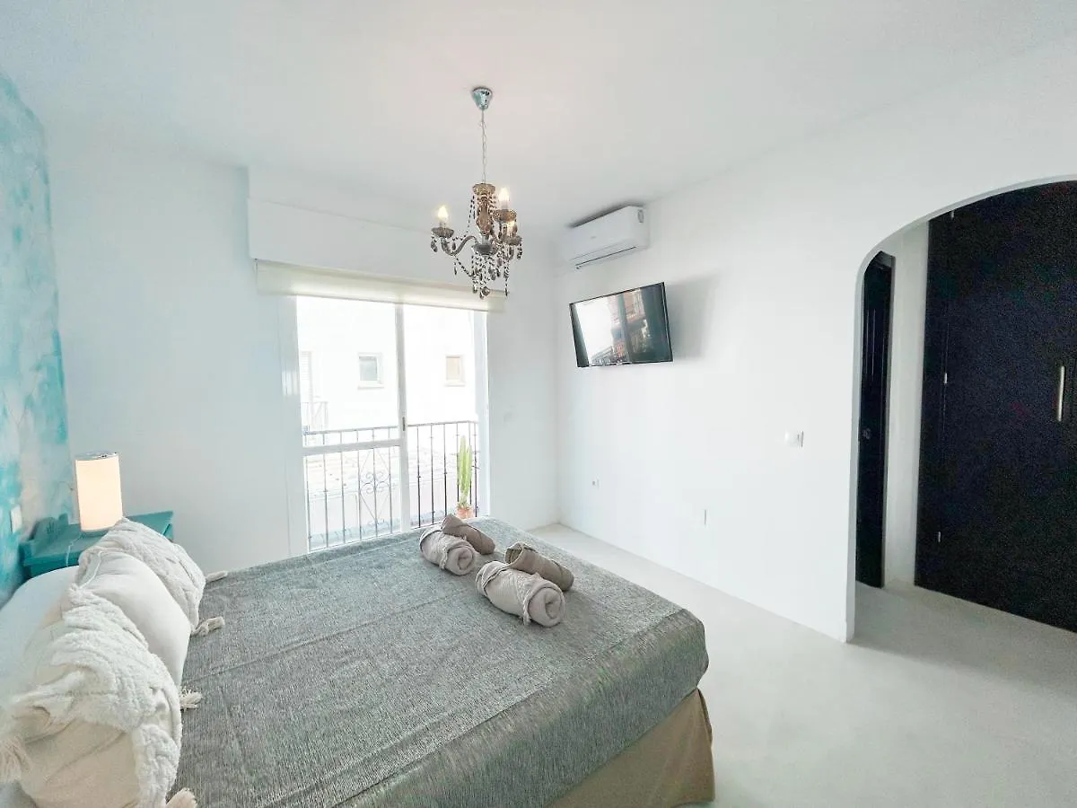 Townhouse With Arabic Pool And Close To The Beach In Εστεπόνα