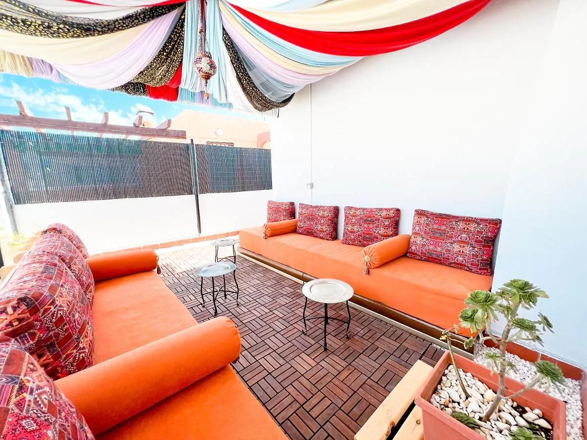 Σπίτι διακοπών Townhouse With Arabic Pool And Close To The Beach In Εστεπόνα