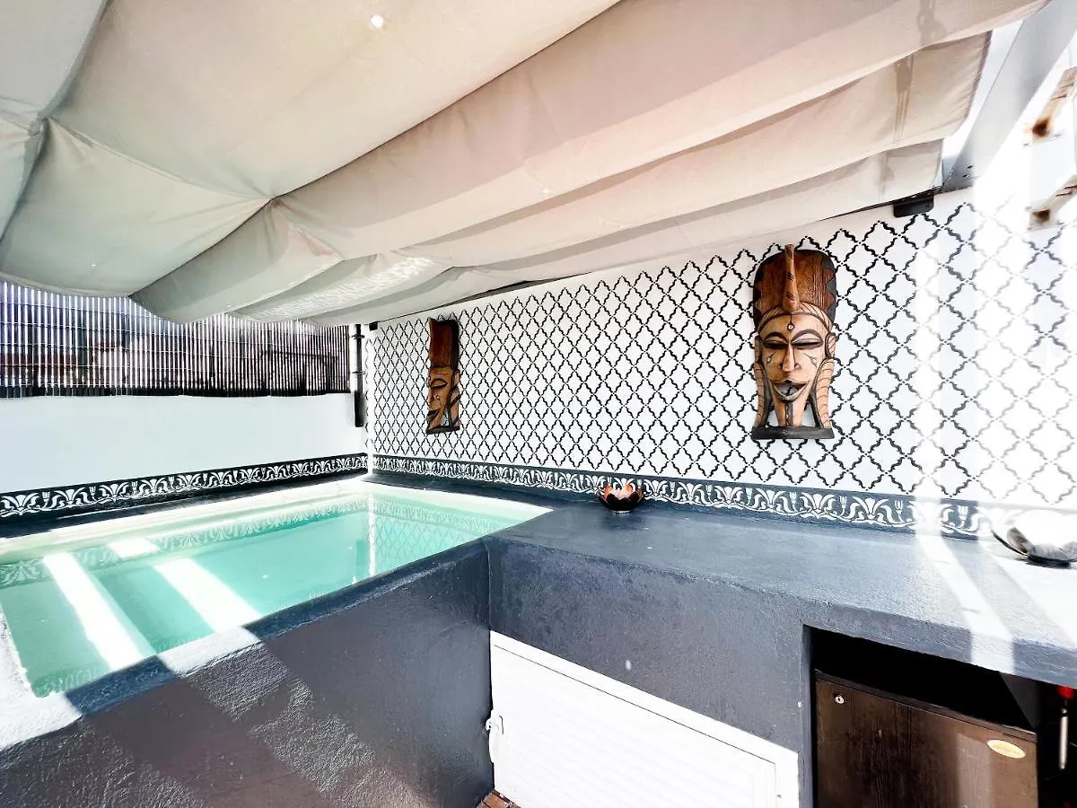 Townhouse With Arabic Pool And Close To The Beach In Εστεπόνα 0*,  Ισπανία