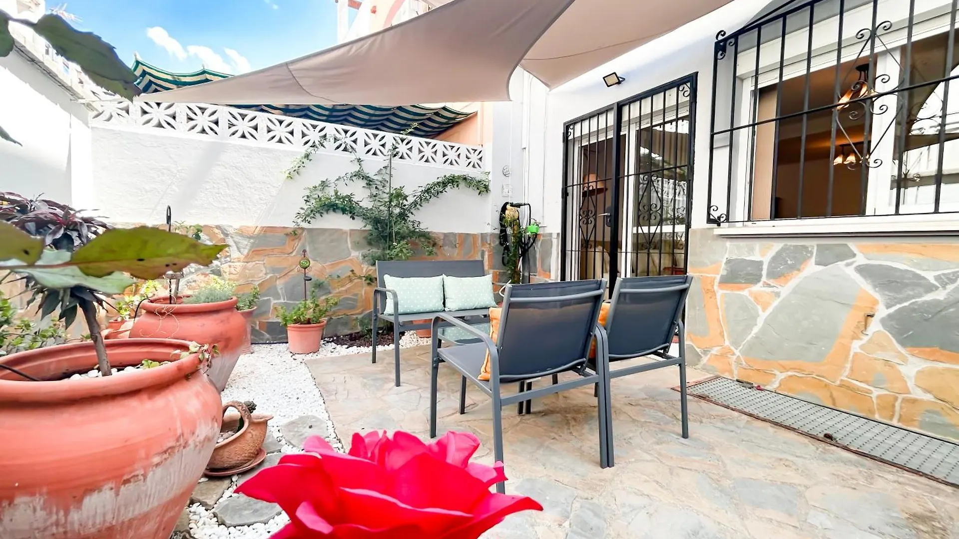 Townhouse With Arabic Pool And Close To The Beach In Εστεπόνα 0*,  Ισπανία