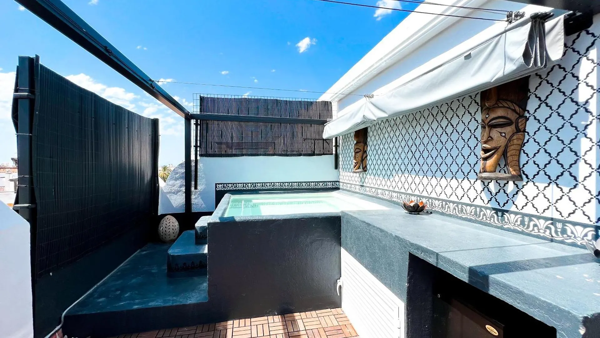 Townhouse With Arabic Pool And Close To The Beach In Εστεπόνα Ισπανία